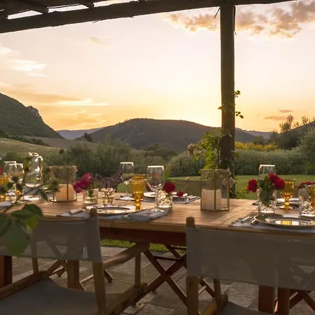 Rustic Caminata With Panorama View